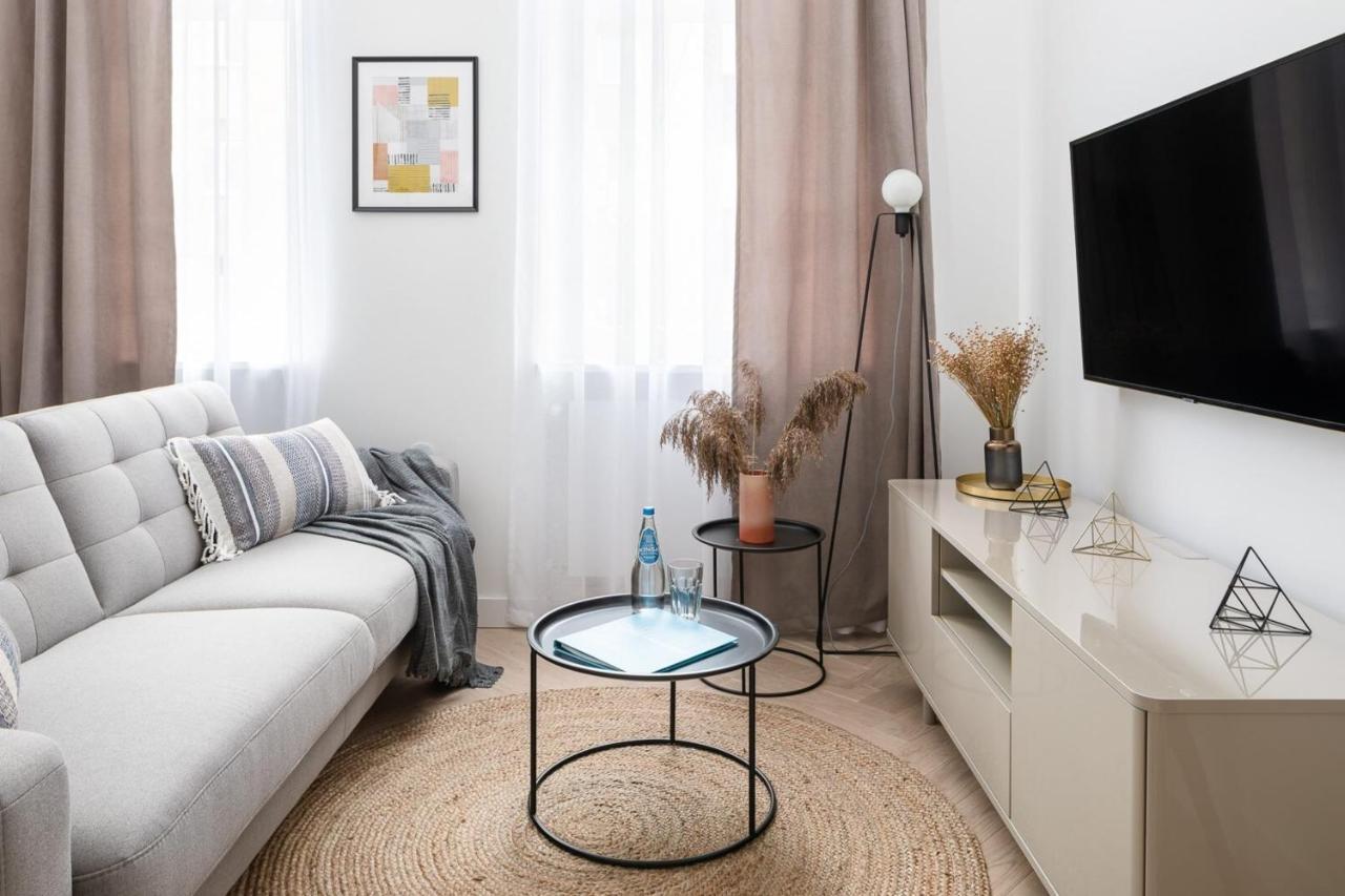 Boduena 4 - Elegant Apartment In Warsaw Centre By Noclegi Renters מראה חיצוני תמונה